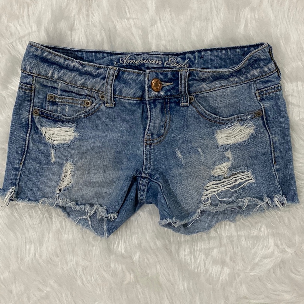 American Eagle Low Rise Shorts